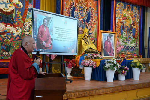 “Ээжийгээ санах болгонд сайхан сэтгэл ирдэг гэж би боддог”